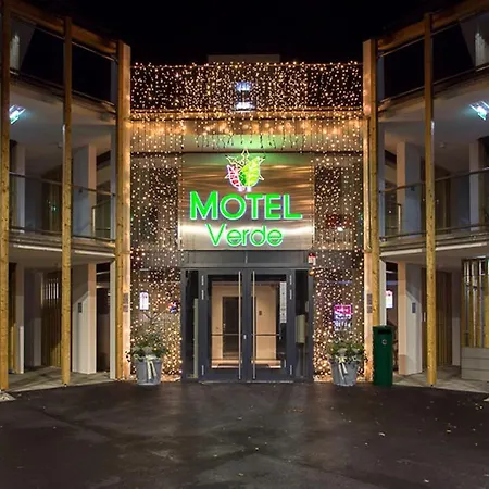 Motel Verde 3*